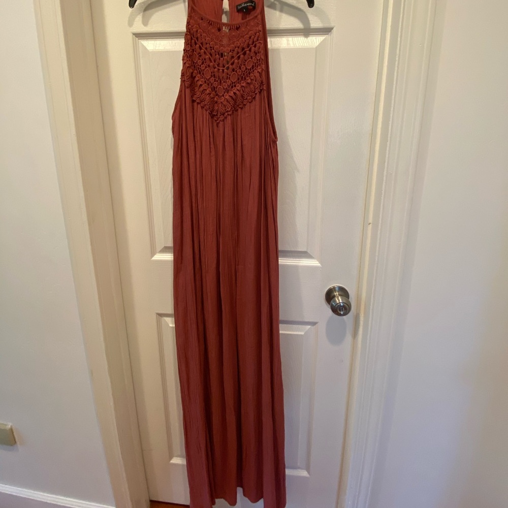 Halter maxi dress crochet